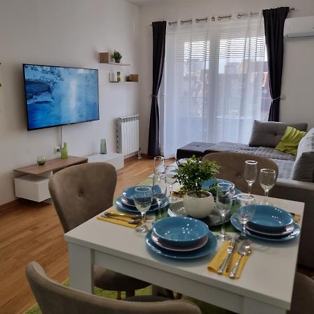 Modern & Trendy Apartment 斯科普里 外观 照片
