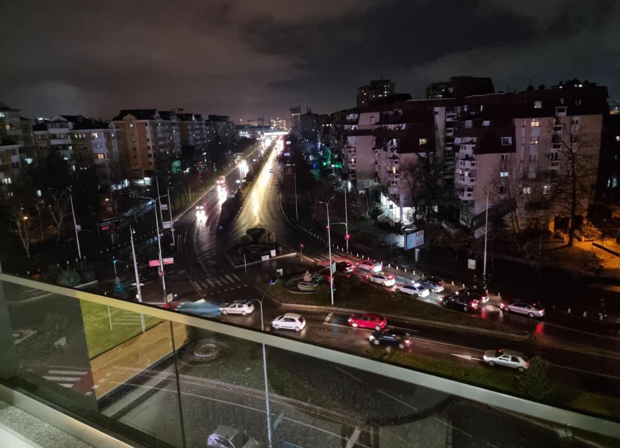 Modern & Trendy Apartment 斯科普里 外观 照片