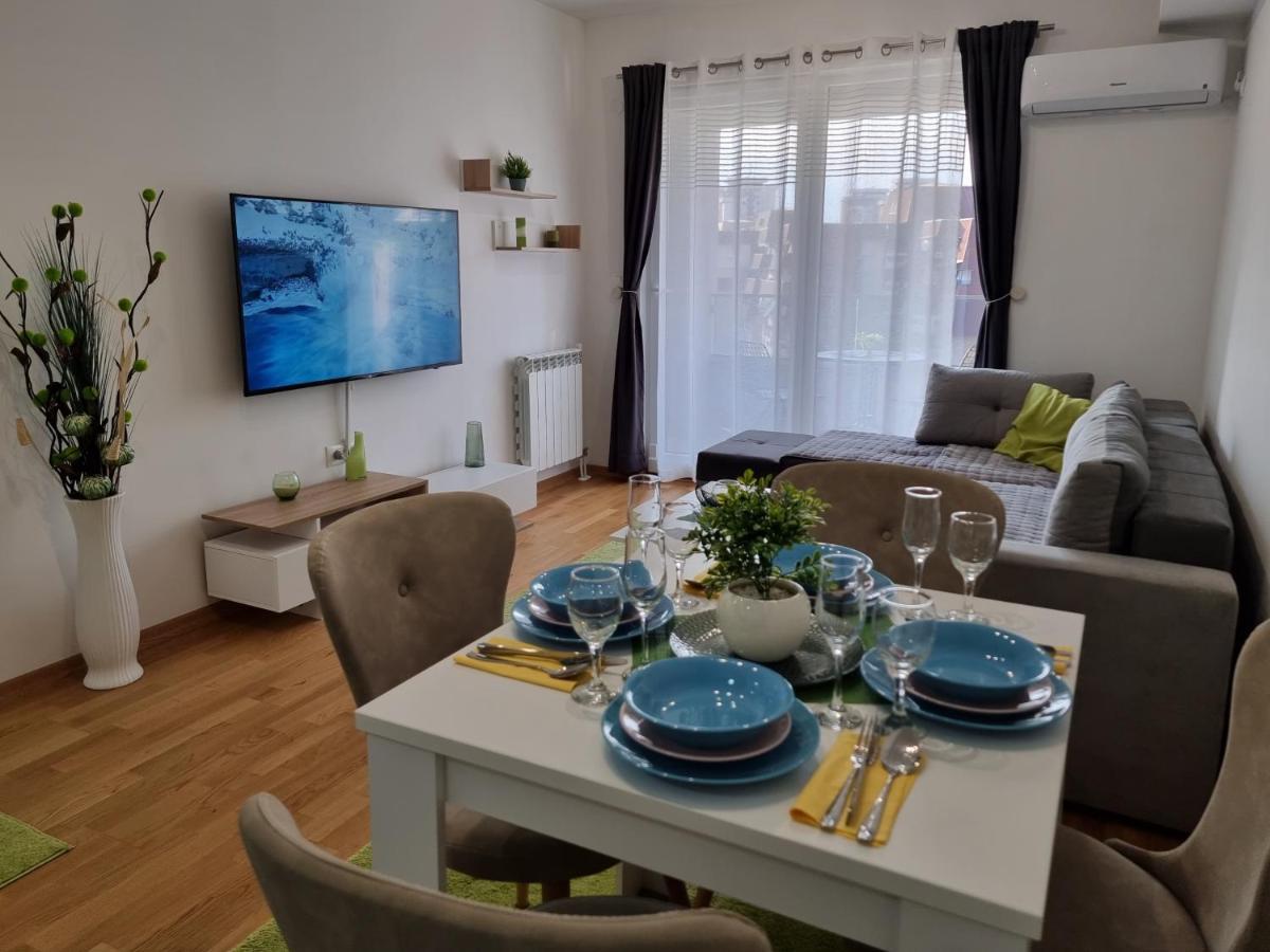 Modern & Trendy Apartment 斯科普里 外观 照片