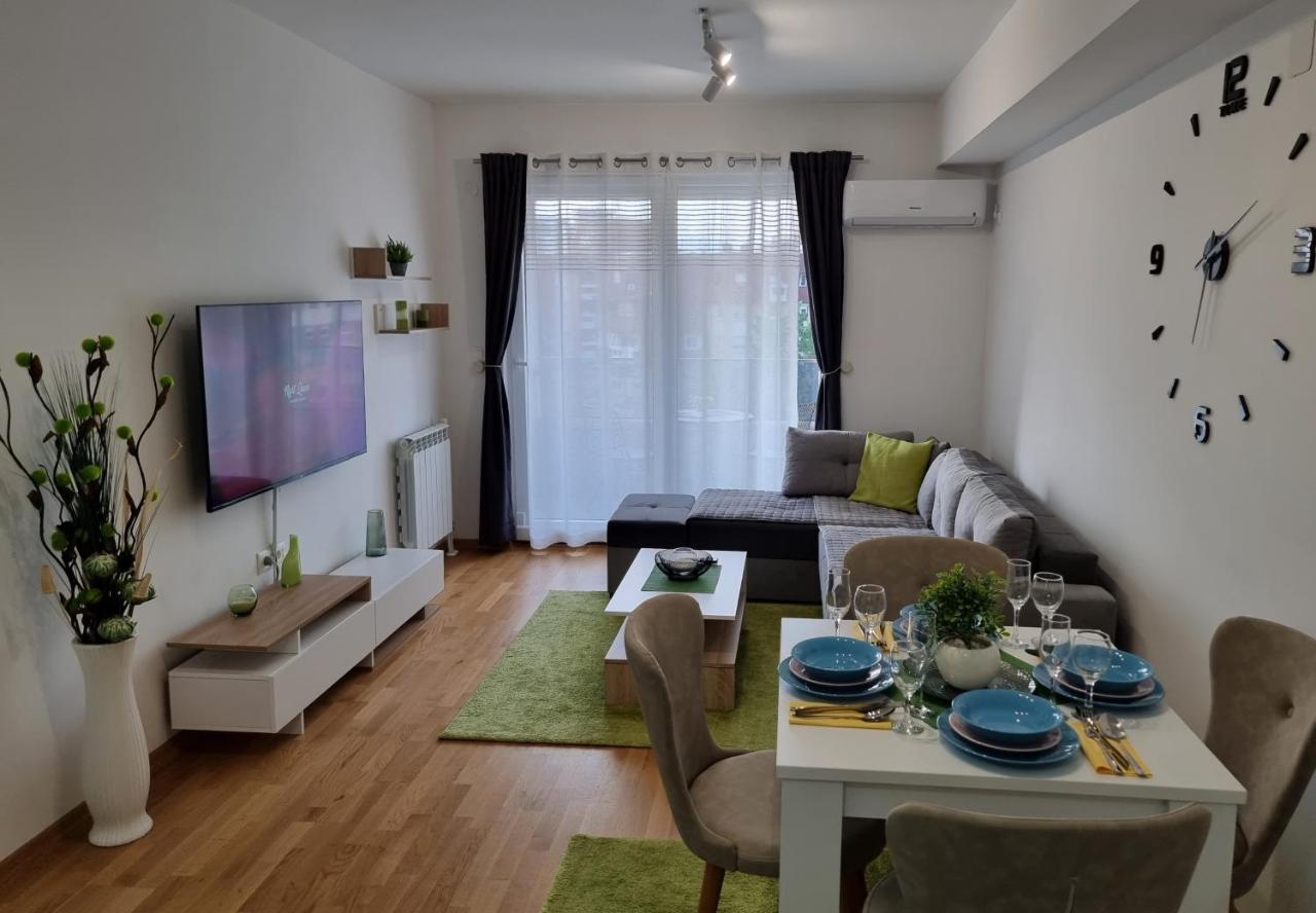 Modern & Trendy Apartment 斯科普里 外观 照片