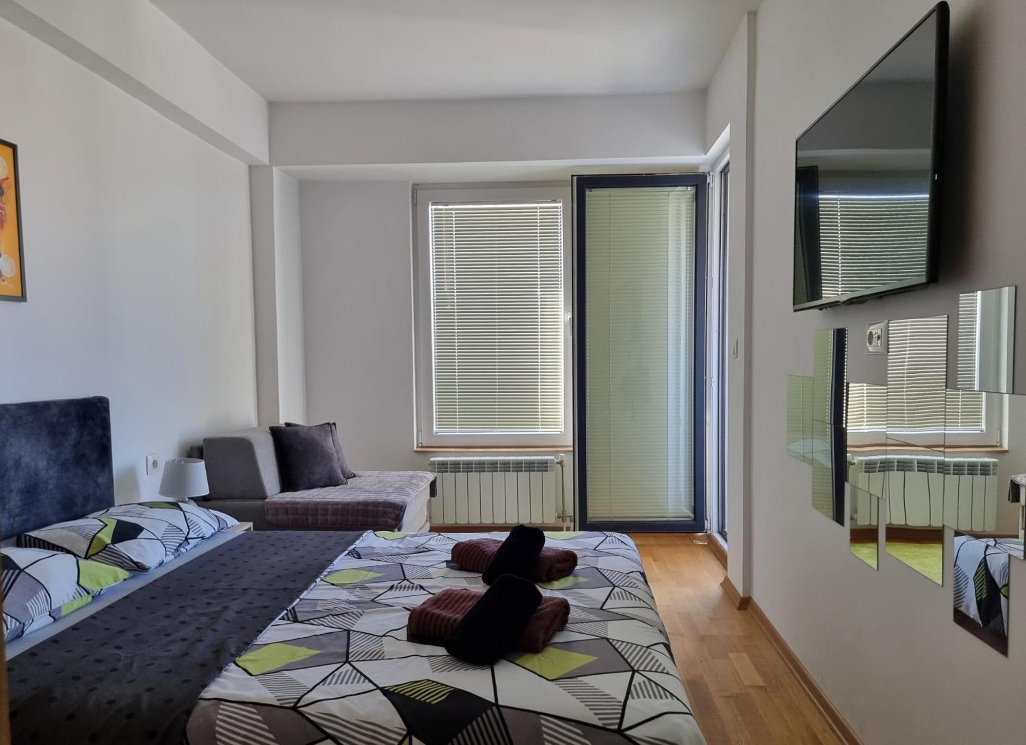 Modern & Trendy Apartment 斯科普里 外观 照片